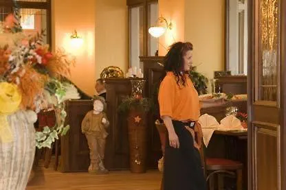 Berg-gasthof Honigbrunnen 호텔 로바우