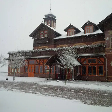 Berg-gasthof Honigbrunnen 3*