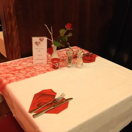 Berg-gasthof Honigbrunnen 호텔