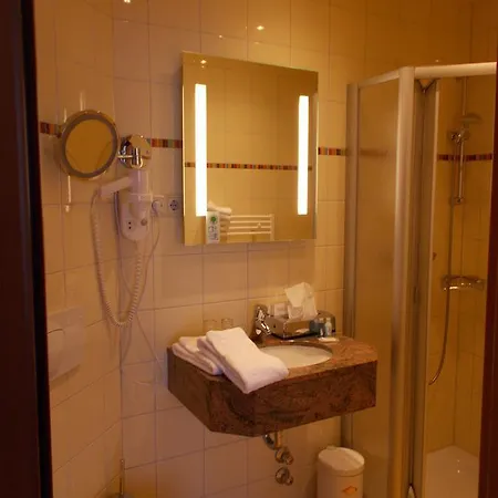 מלון Berg-gasthof Honigbrunnen